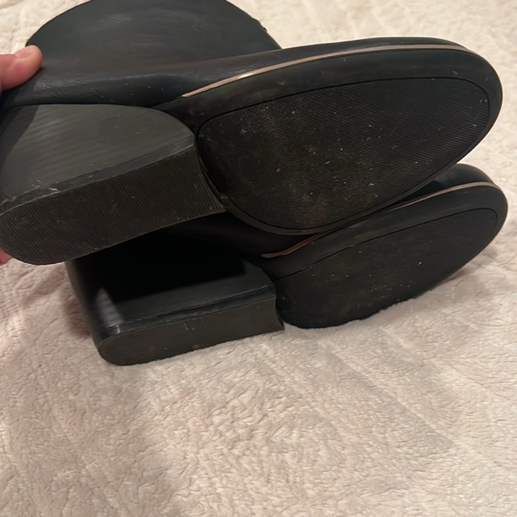 Black wedge bootie 9.5 - Picture 6 of 6